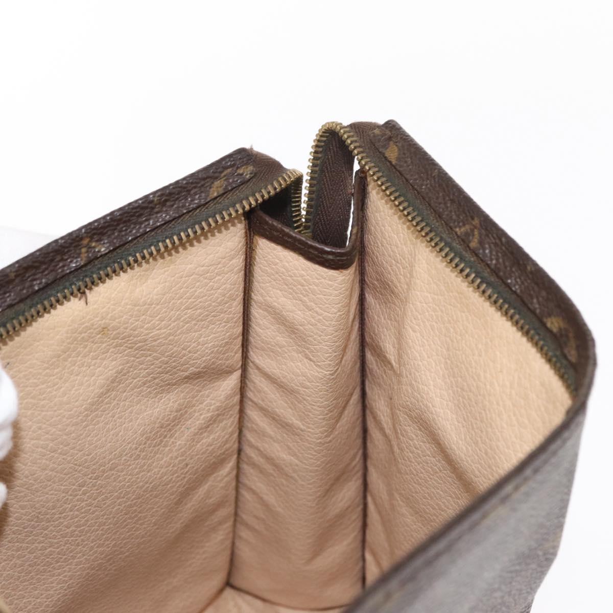 LOUIS VUITTON Monogram Poche Toilette 26 Pouch M47542 LV Auth 152765