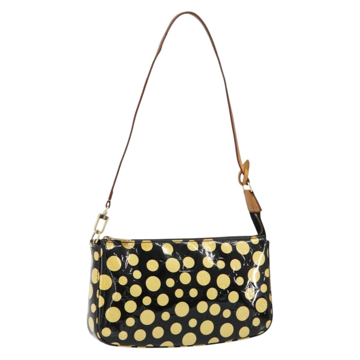 LOUIS VUITTON Vernis Yayoi Kusama Pochette Accessoires Black M91427 Auth 152796