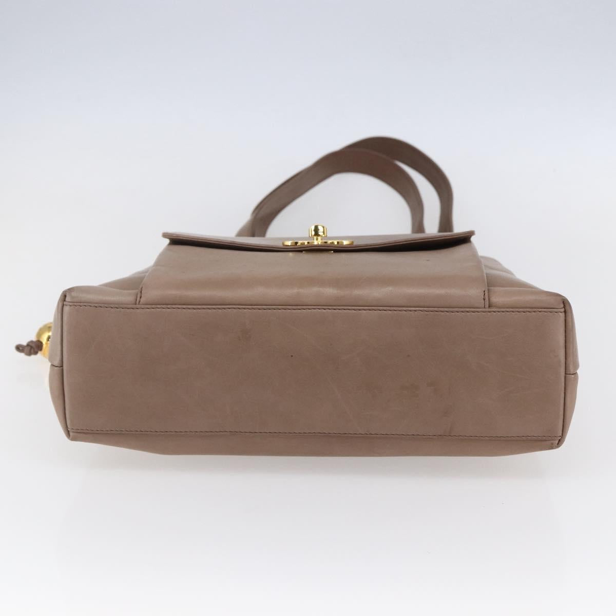 CHANEL Here Chain Shoulder Bag Lamb Skin Beige Gold CC Auth 152897A