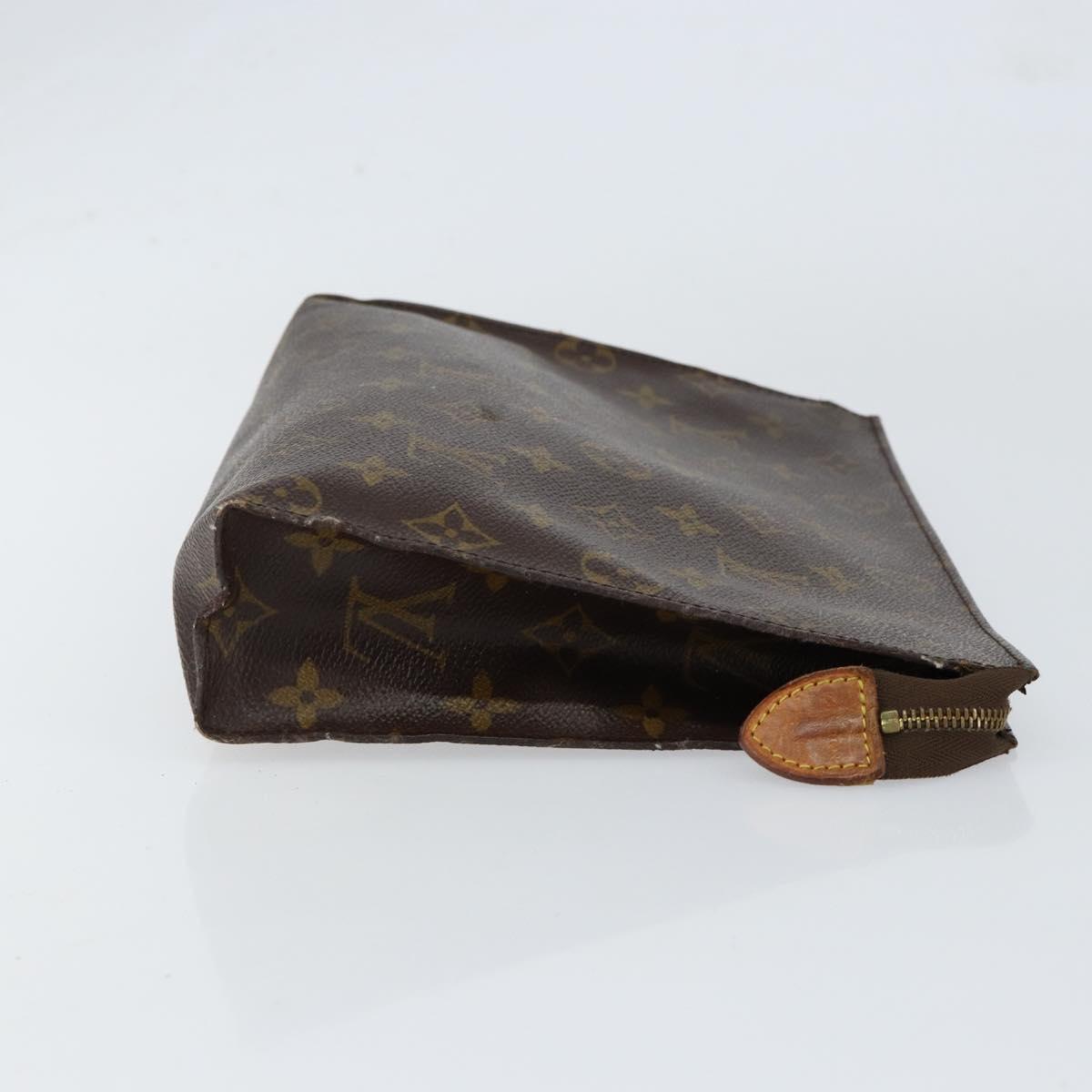 LOUIS VUITTON Monogram Poche Toilette 26 Pouch M47542 LV Auth 152912