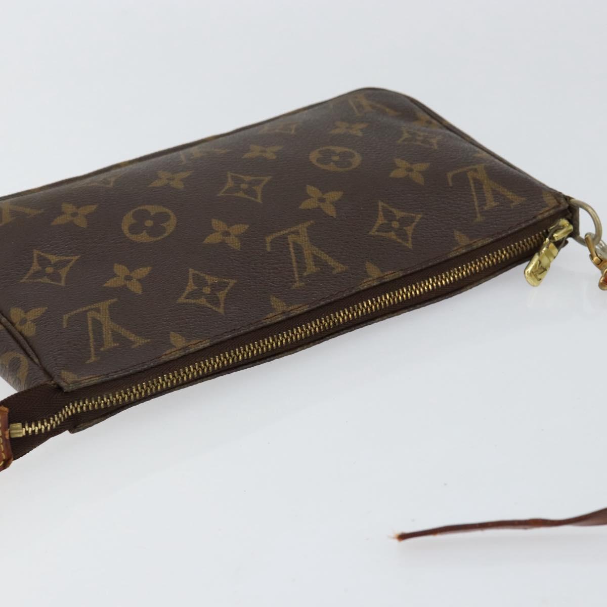 LOUIS VUITTON Monogram Pochette Accessoires Pouch M51980 LV Auth 153103