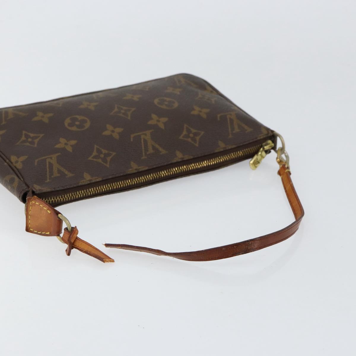 LOUIS VUITTON Monogram Pochette Accessoires Pouch M51980 LV Auth 153103