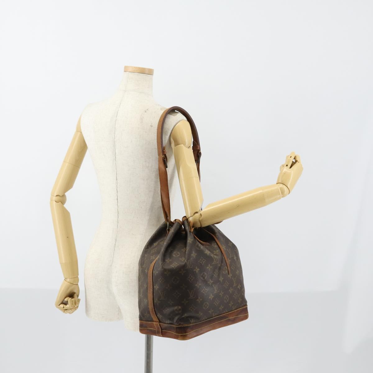 LOUIS VUITTON Monogram Noe Shoulder Bag M42224 LV Auth 153186