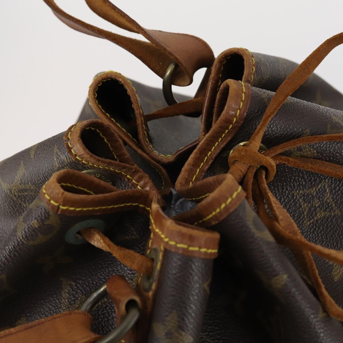 LOUIS VUITTON Monogram Noe Shoulder Bag M42224 LV Auth 153186