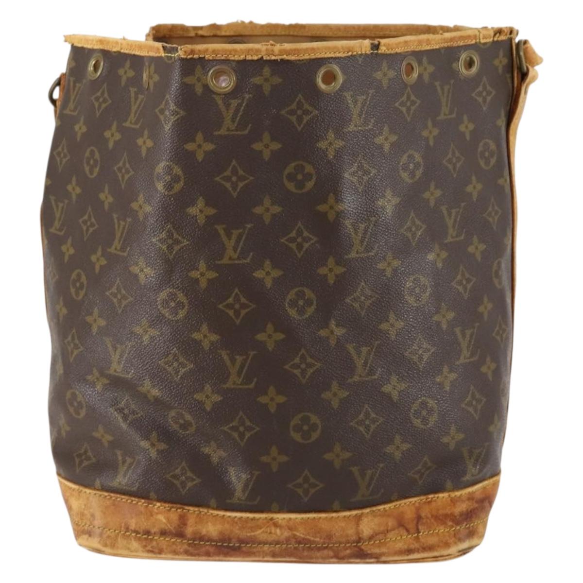 LOUIS VUITTON Monogram Noe Shoulder Bag M42224 LV Auth 153211