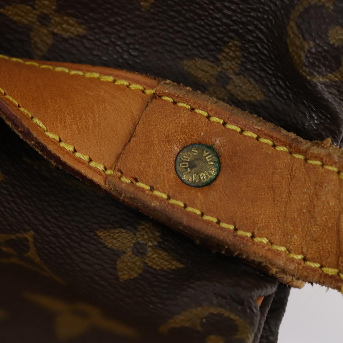 LOUIS VUITTON Monogram Saumur 43 Shoulder Bag M42252 LV Auth 153305