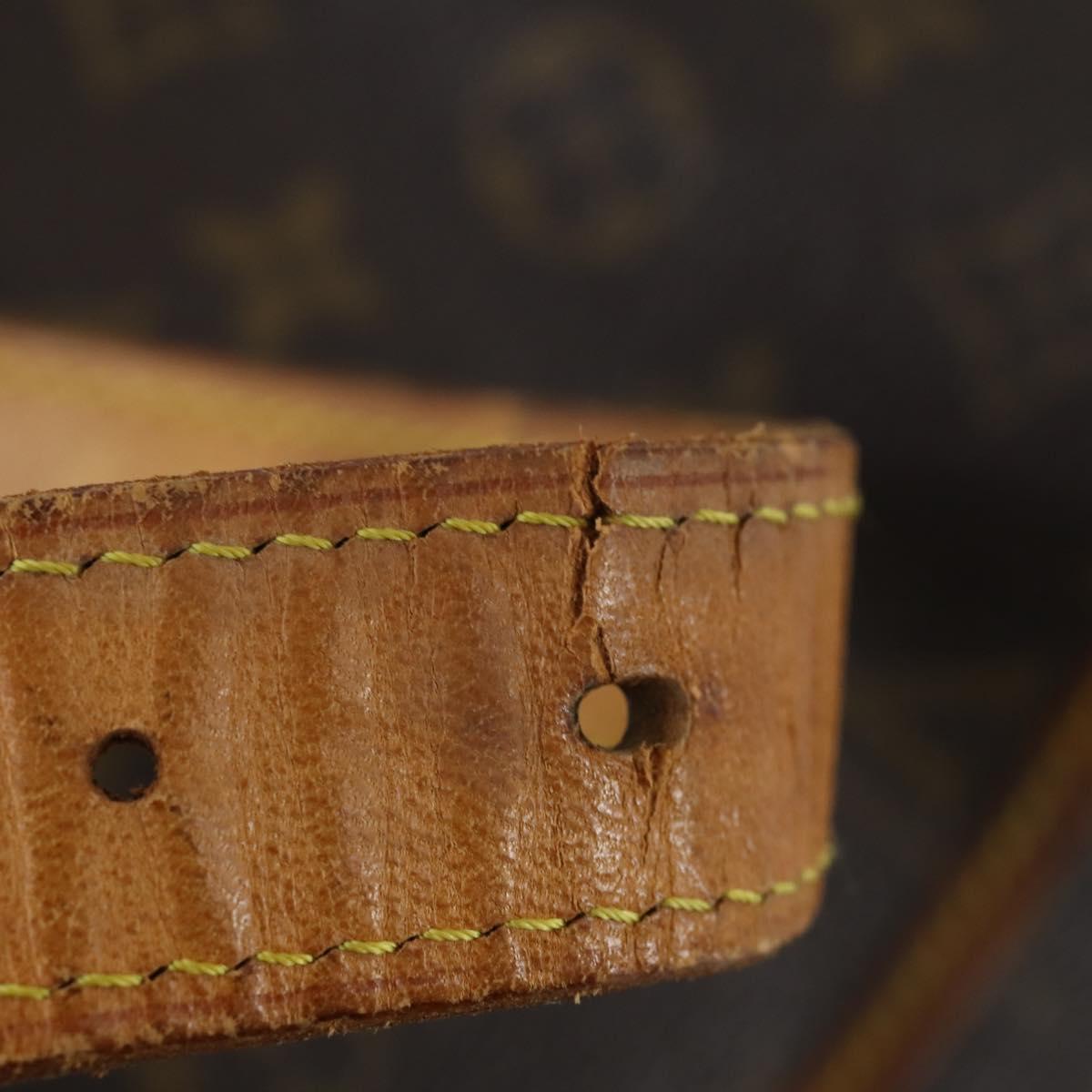 LOUIS VUITTON Monogram Saumur 43 Shoulder Bag M42252 LV Auth 153305