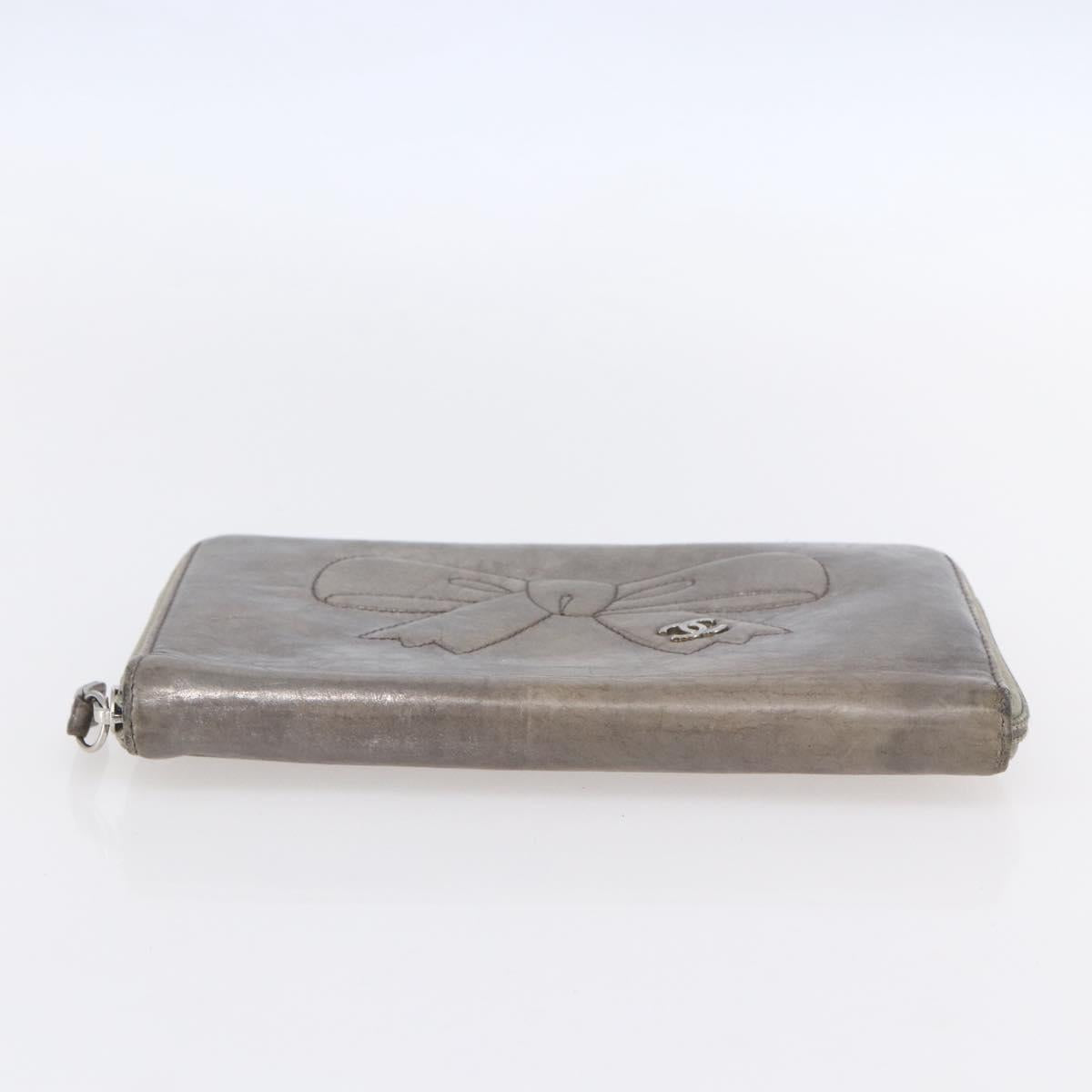 CHANEL Long Wallet Leather Silver CC Auth 153323