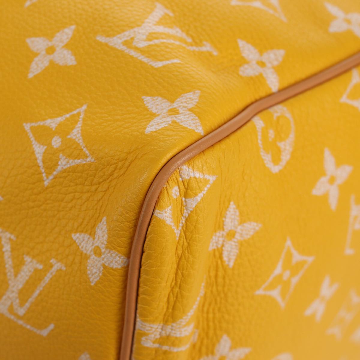 LOUIS VUITTON Speedy P9 Bandouliere 40 Bag Jaune Mat M24419 LV Auth 153334SM
