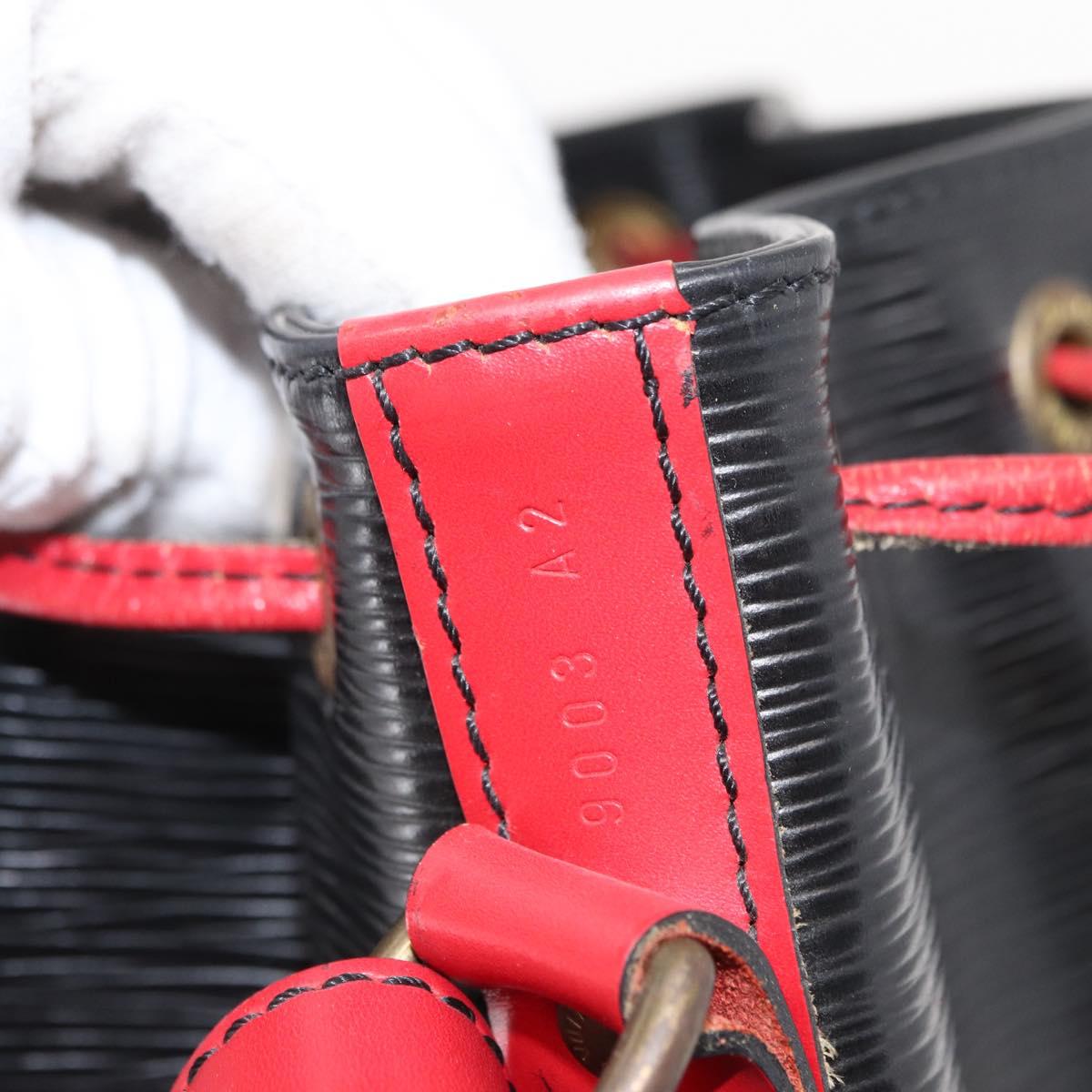 LOUIS VUITTON Epi Noe Shoulder Bag Bicolor Black Red M44017 LV Auth 153398