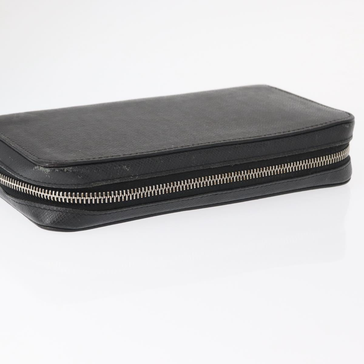 LOUIS VUITTON Taiga Zippy XL Long Wallet Black M44275 LV Auth 153416