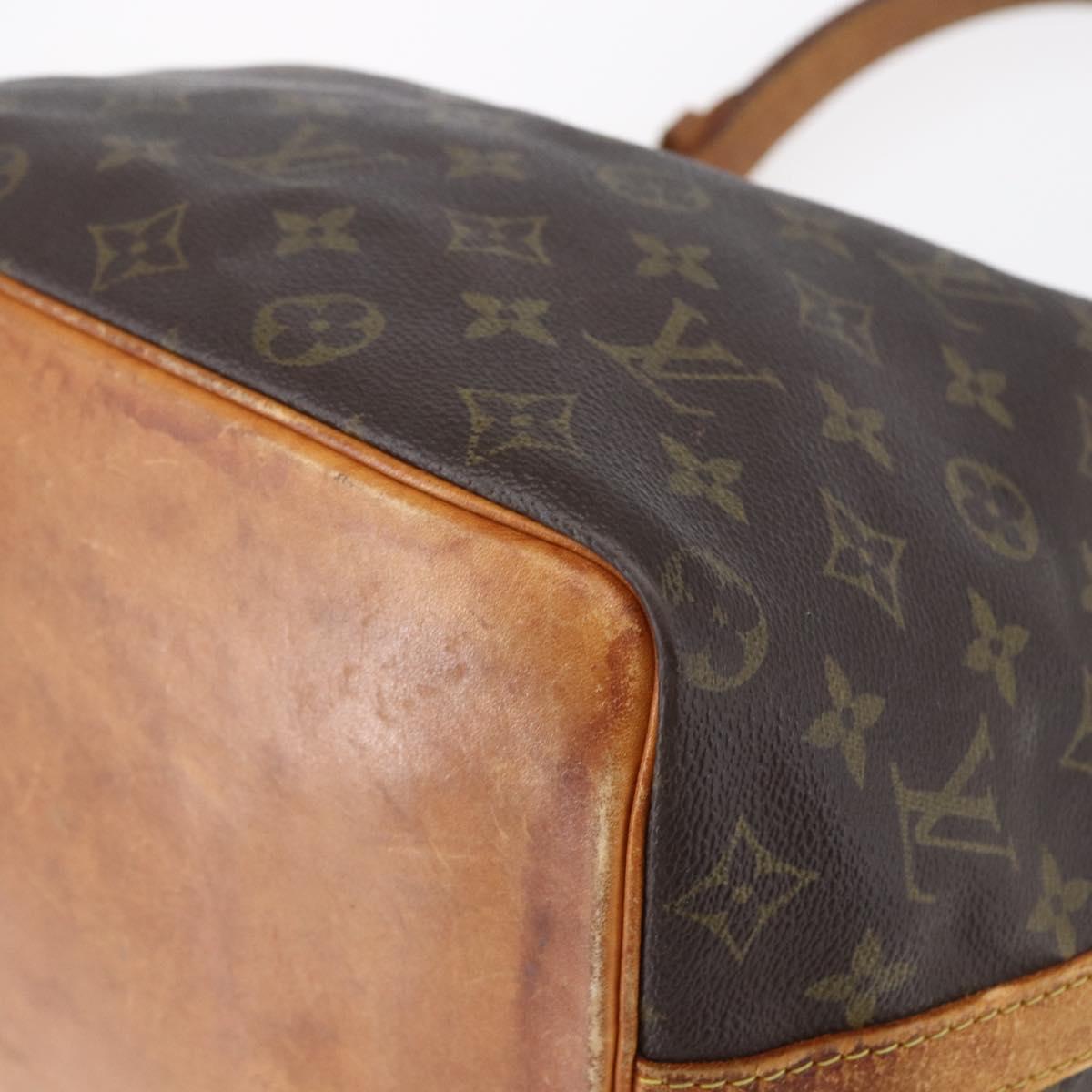 LOUIS VUITTON Monogram Petit Noe Shoulder Bag M42226 LV Auth 153531
