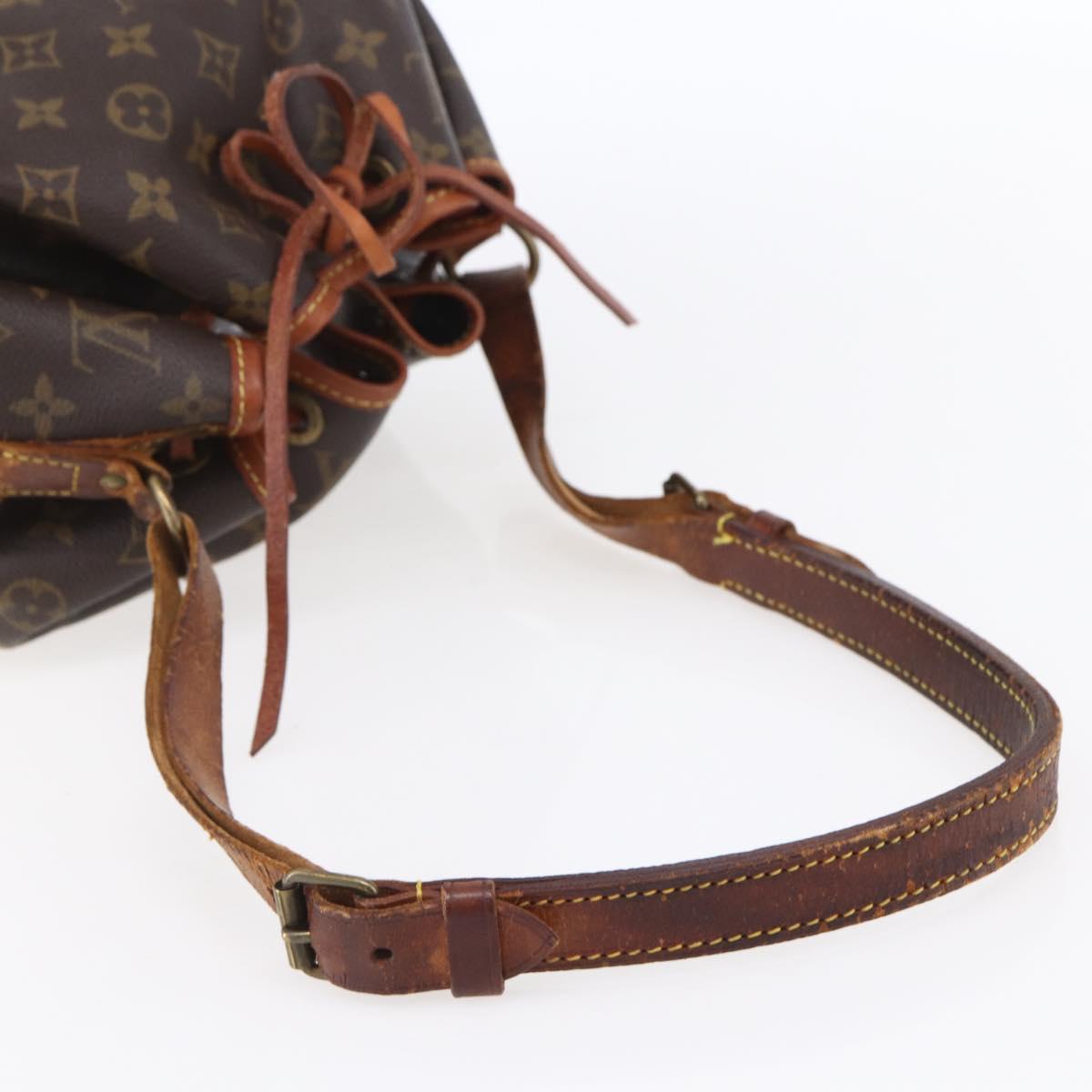 LOUIS VUITTON Monogram Petit Noe Shoulder Bag M42226 LV Auth 153532