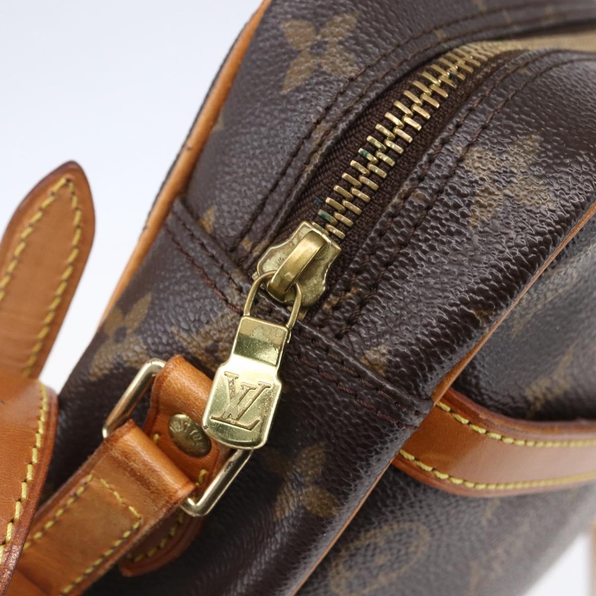 LOUIS VUITTON Monogram Trocadero 27 Shoulder Bag M51274 LV Auth 153545