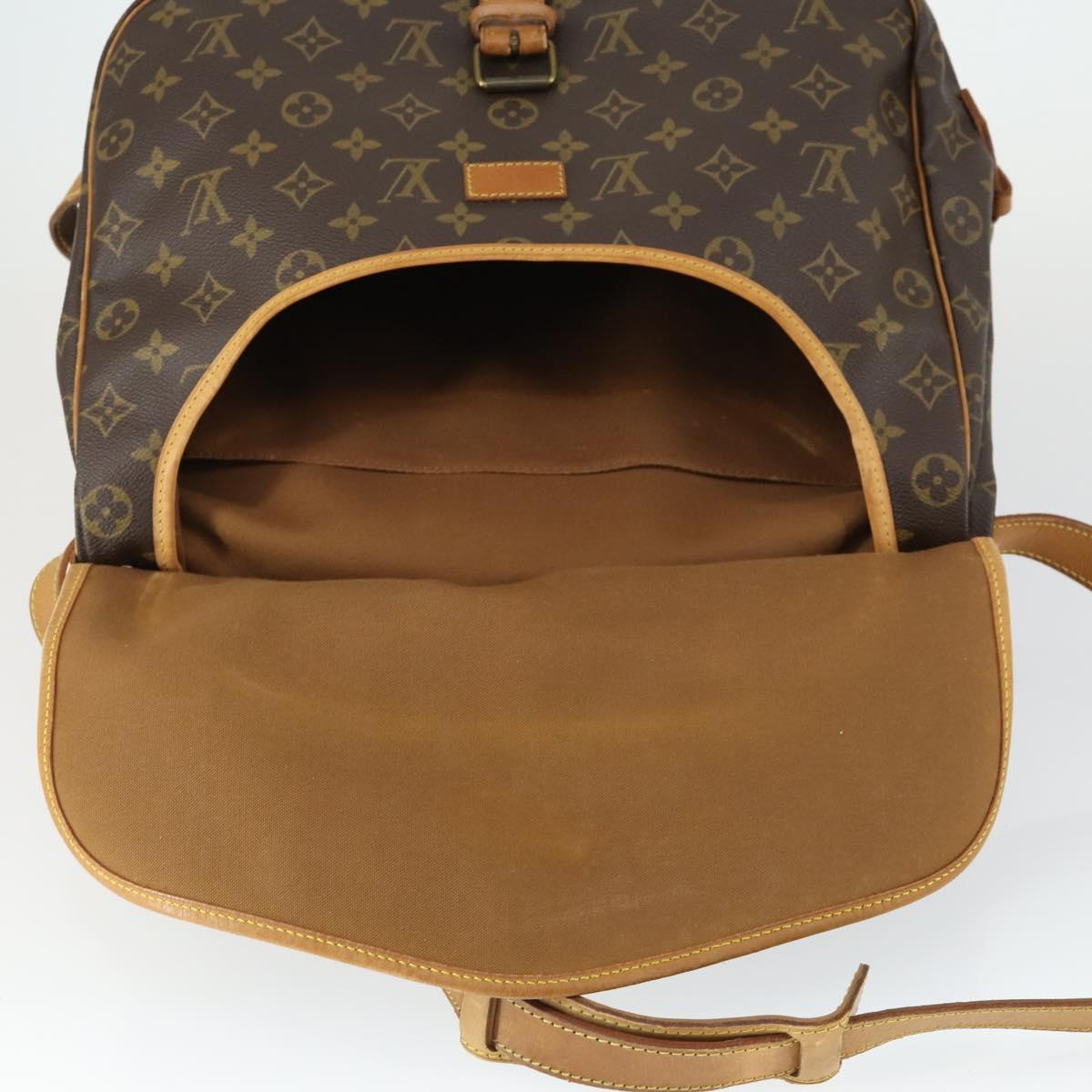 LOUIS VUITTON Monogram Saumur 35 Shoulder Bag M42254 LV Auth 153781