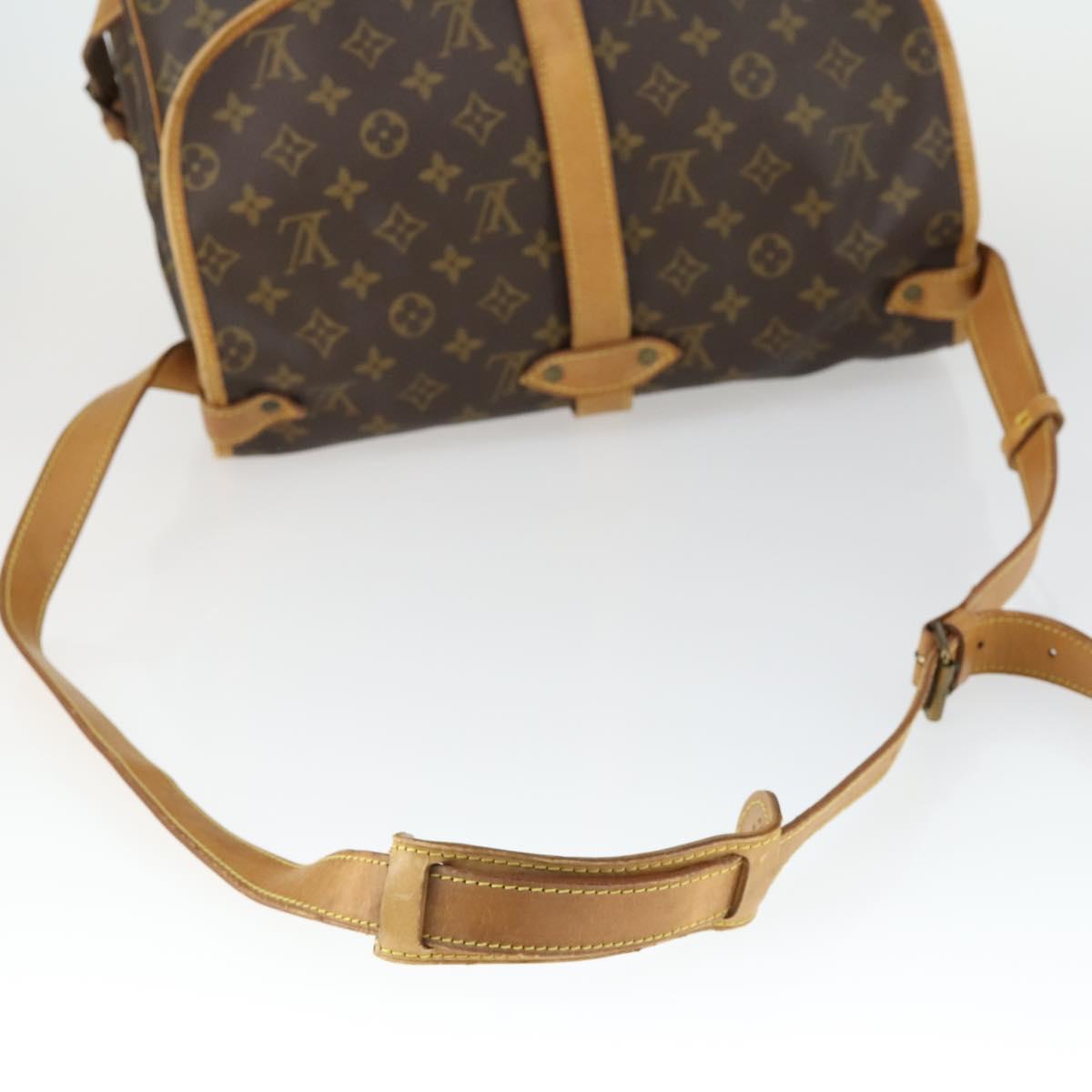 LOUIS VUITTON Monogram Saumur 35 Shoulder Bag M42254 LV Auth 153781