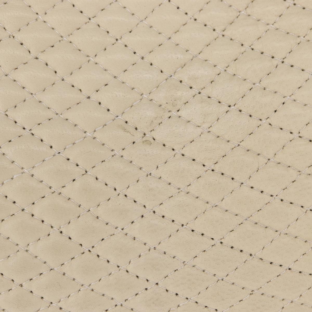 BALLY Quilted Chain Shoulder Bag Leather Ivory Gold Auth 153827