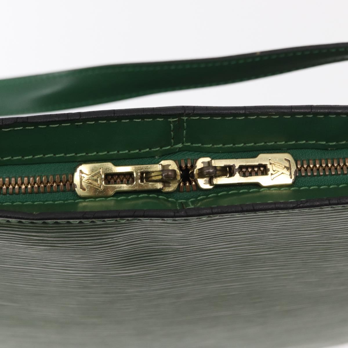 LOUIS VUITTON Epi Lussac Shoulder Bag Green M52284 LV Auth 153890