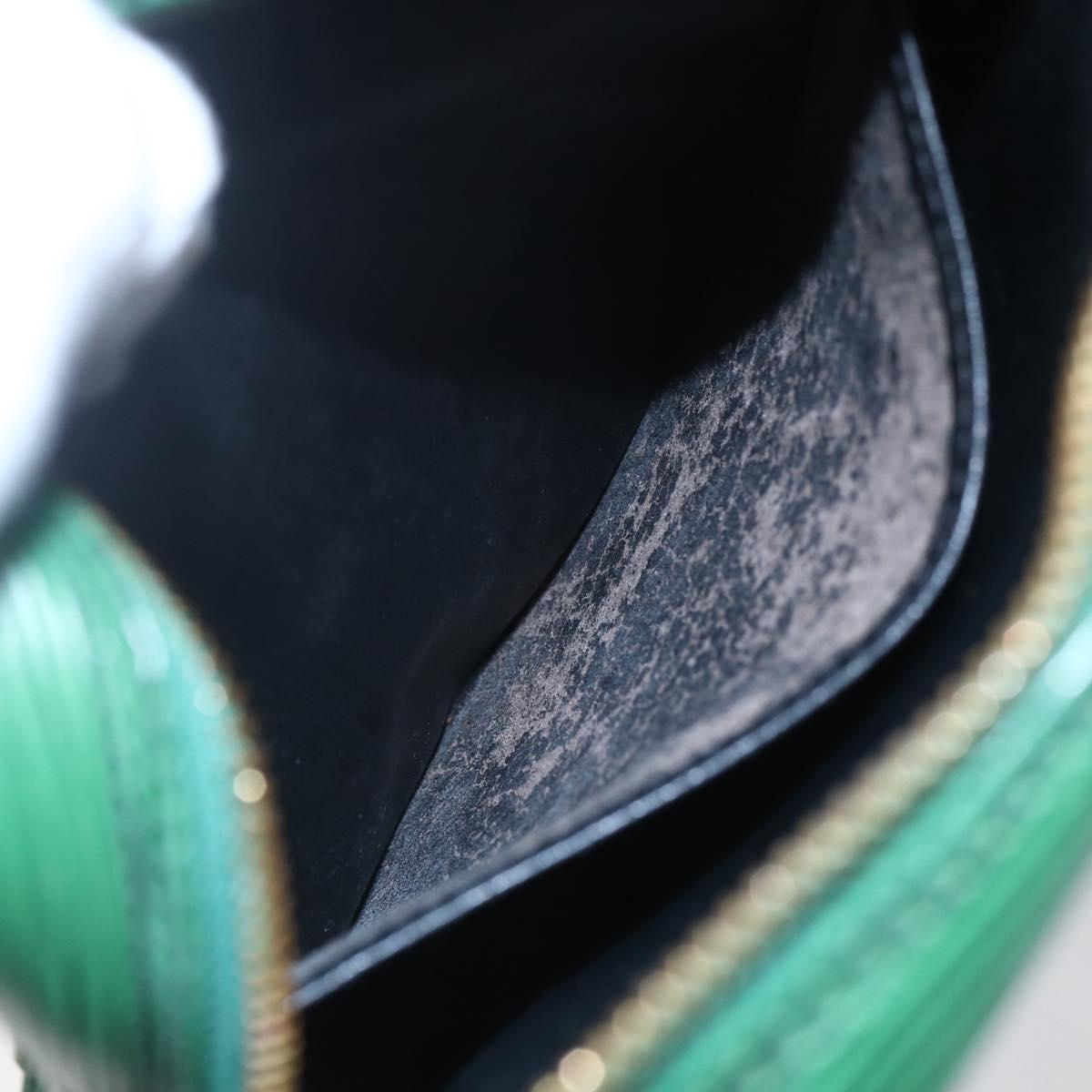 LOUIS VUITTON Epi Danube Shoulder Bag Green M45634 LV Auth 153891