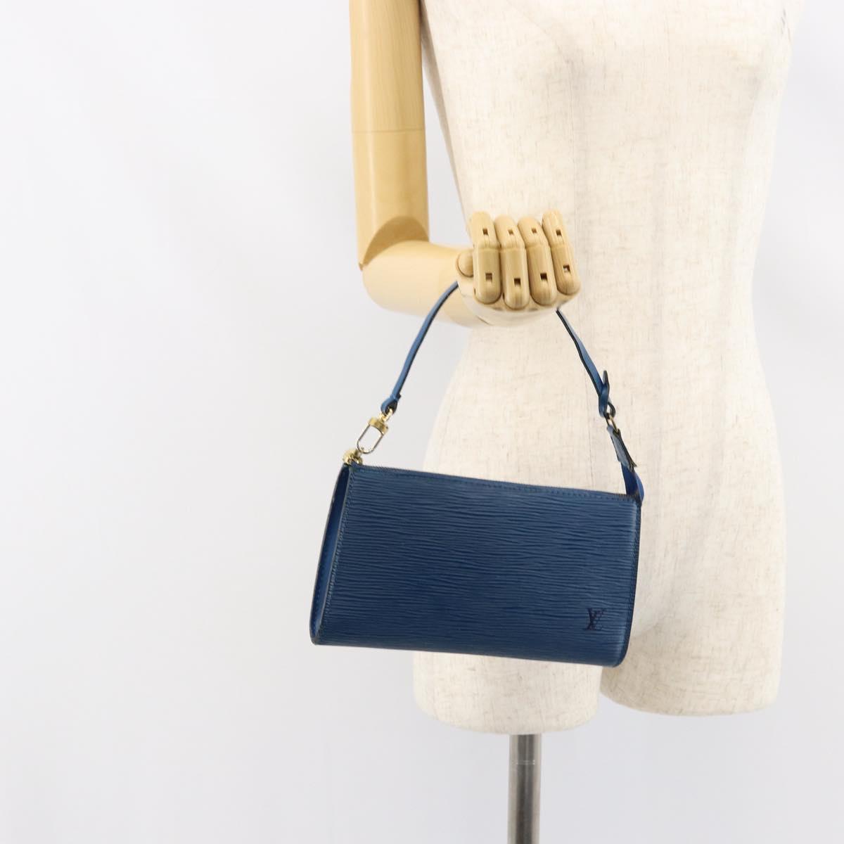 LOUIS VUITTON Epi Pochette Accessoires Accessory Pouch Blue M52985 Auth 153939