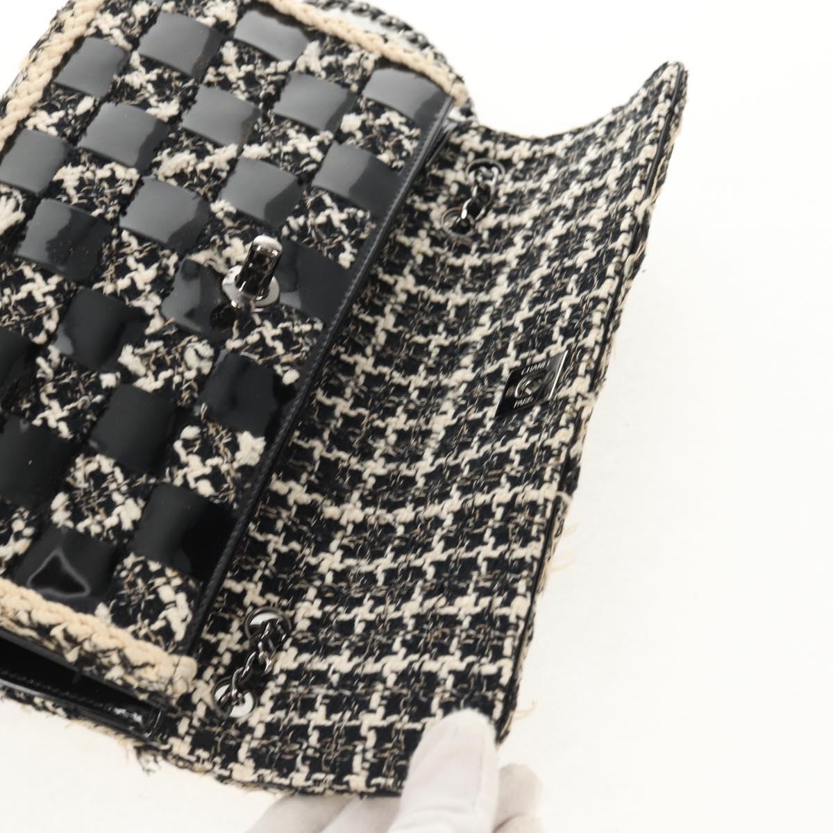 CHANEL Chain Shoulder Bag Tweed Black Silver CC Auth 154048V