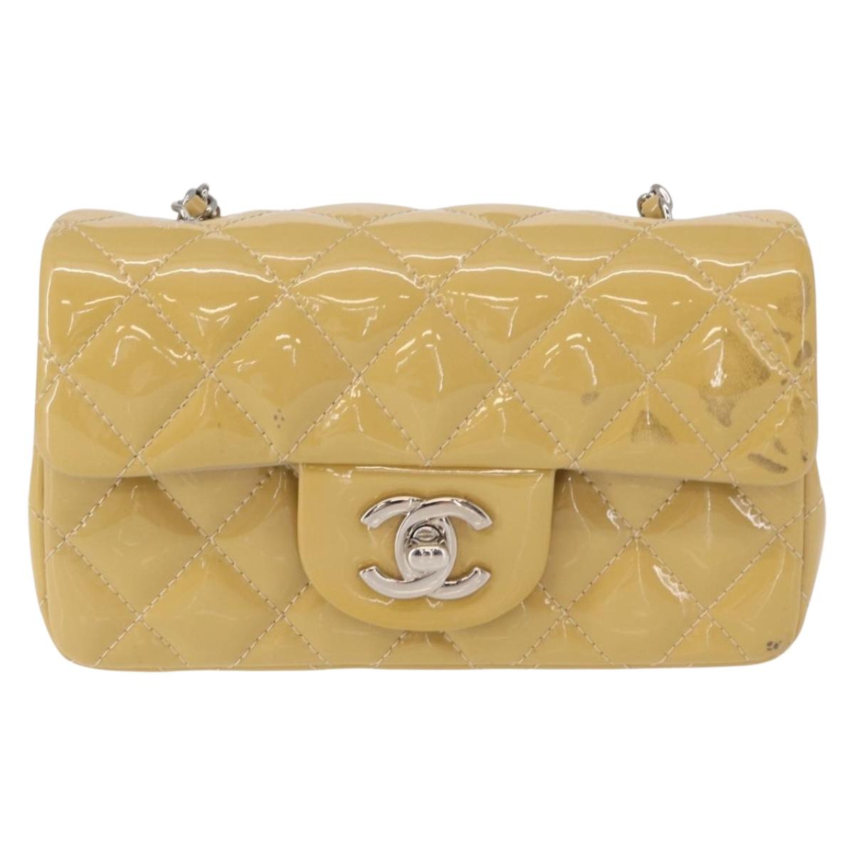 CHANEL Matelasse Chain Shoulder Bag Enamel Yellow Gold CC Auth 154061