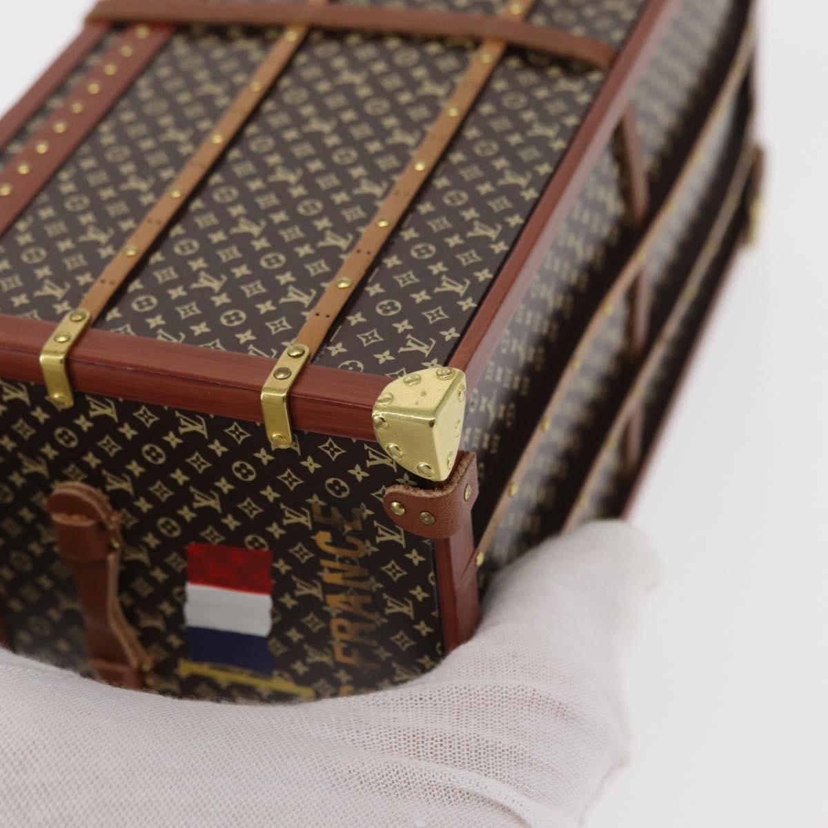 LOUIS VUITTON Miss France Paper Weight Brown M99408 LV Auth 154063