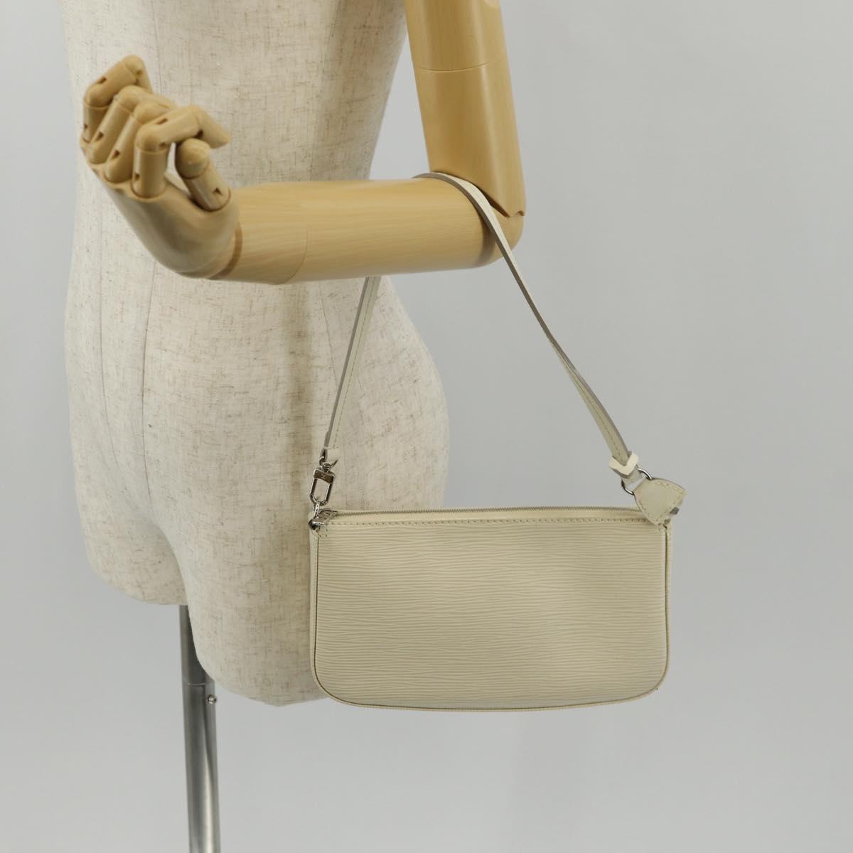 LOUIS VUITTON Epi Pochette Accessoires Pouch White M4077J LV Auth 154090V