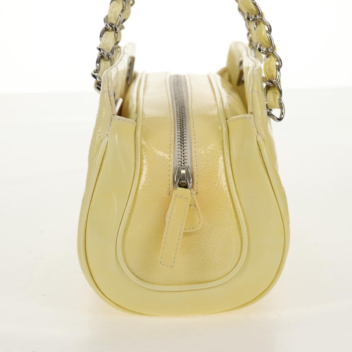 CHANEL Matelasse Chain Shoulder Bag Patent leather Yellow Silver CC Auth 154112V