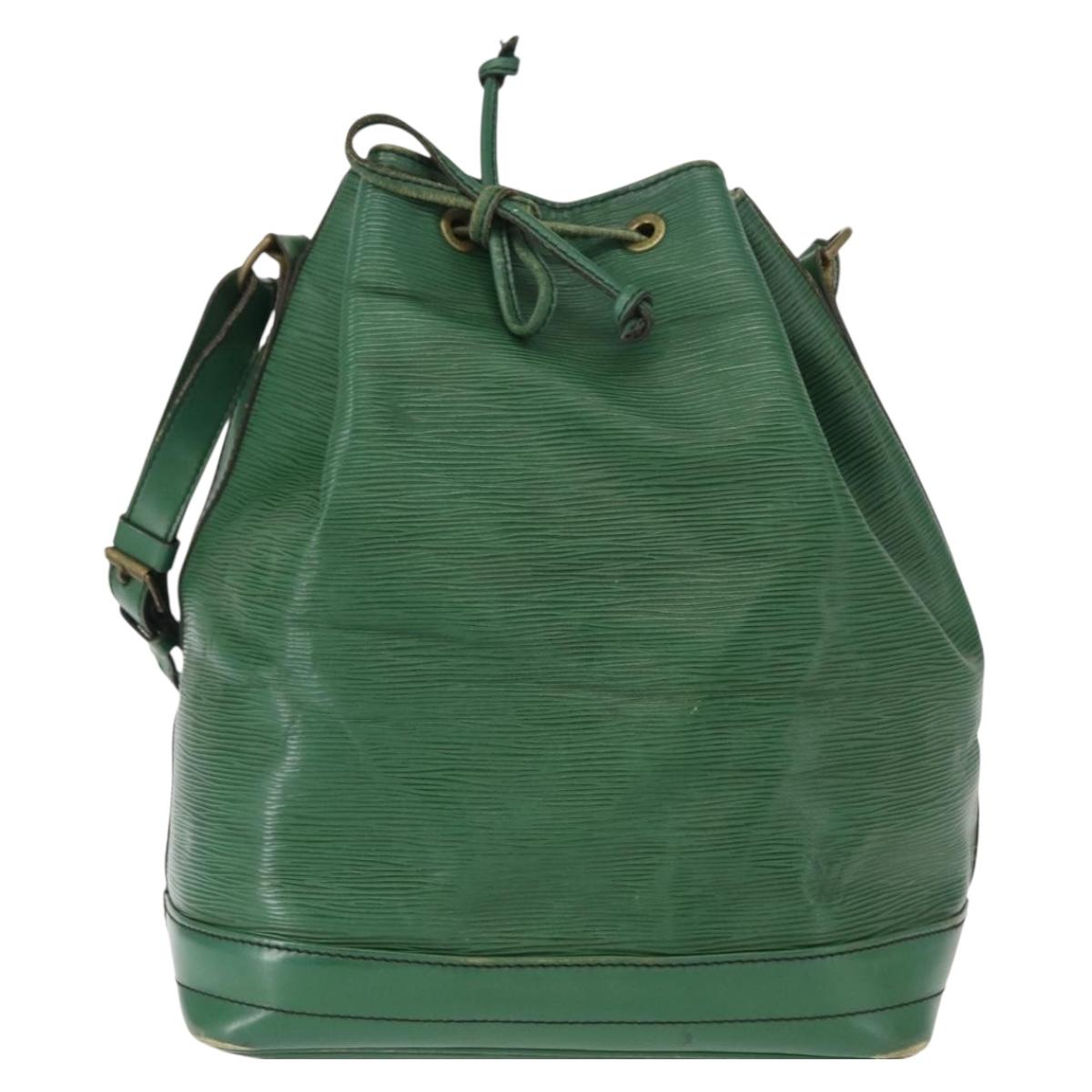 LOUIS VUITTON Epi Noe Shoulder Bag Green M44004 LV Auth 154171