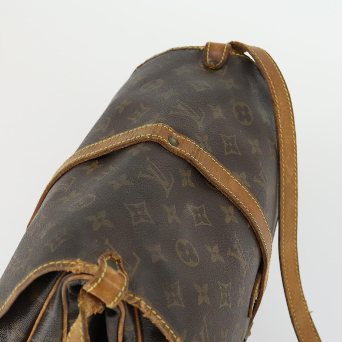 LOUIS VUITTON Monogram Saumur 30 Shoulder Bag M42256 LV Auth 154252