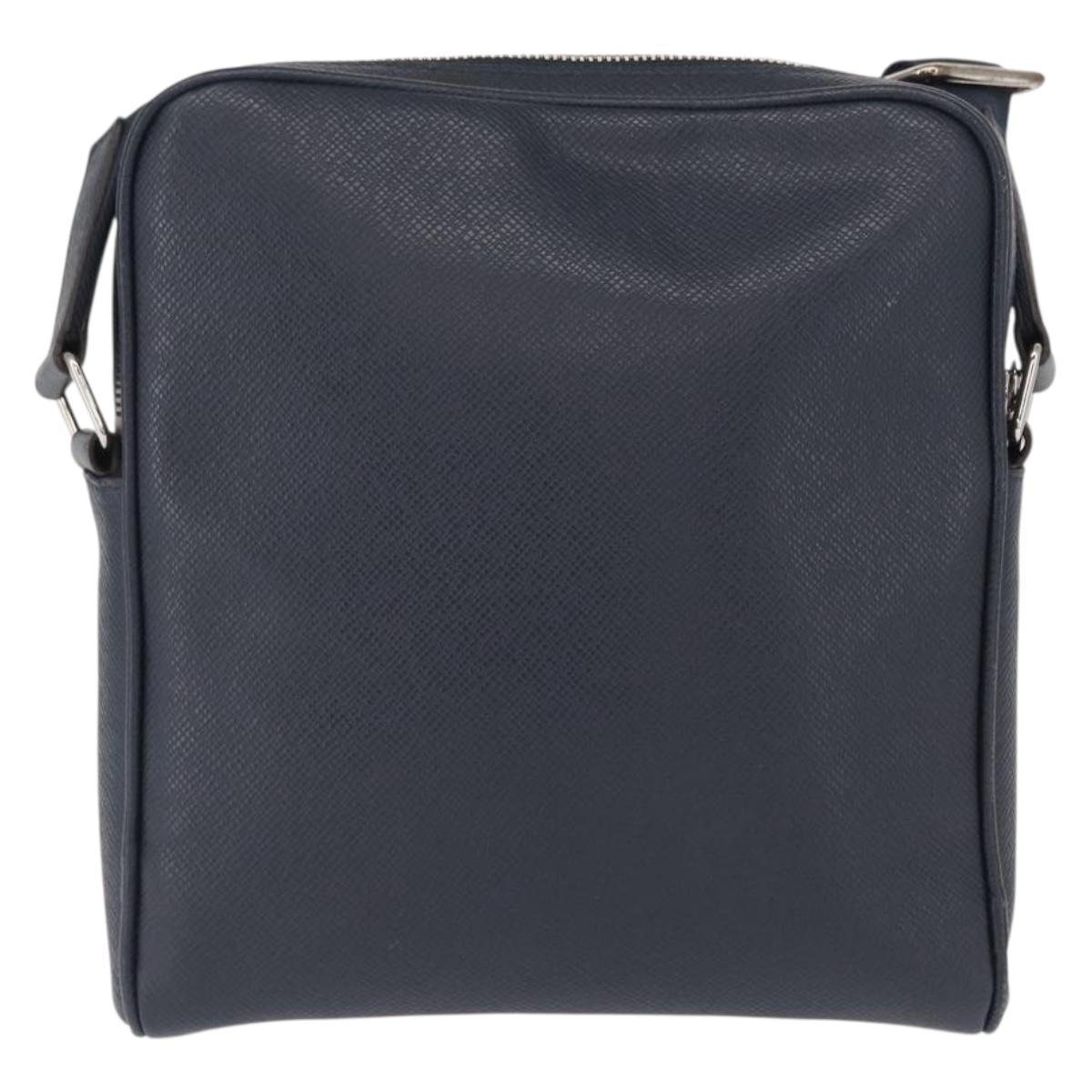 LOUIS VUITTON Taiga Messenger PPM Messenger bag Blue Marine M30321 Auth 154263