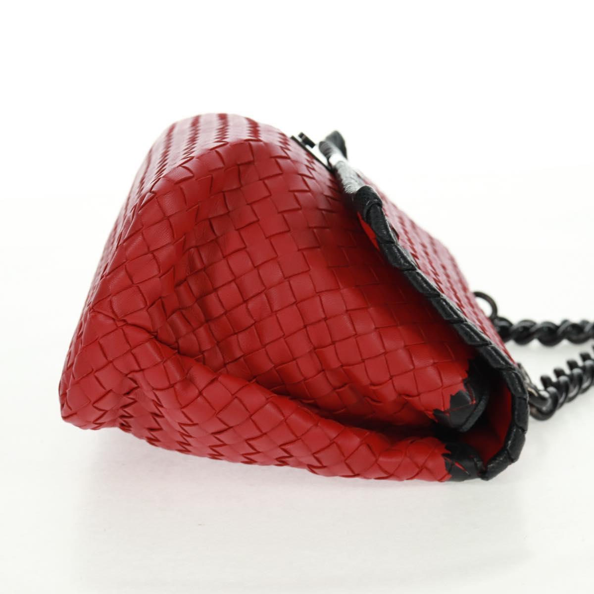 BOTTEGA VENETA INTRECCIATO Shoulder Bag Leather Red Auth 154274V