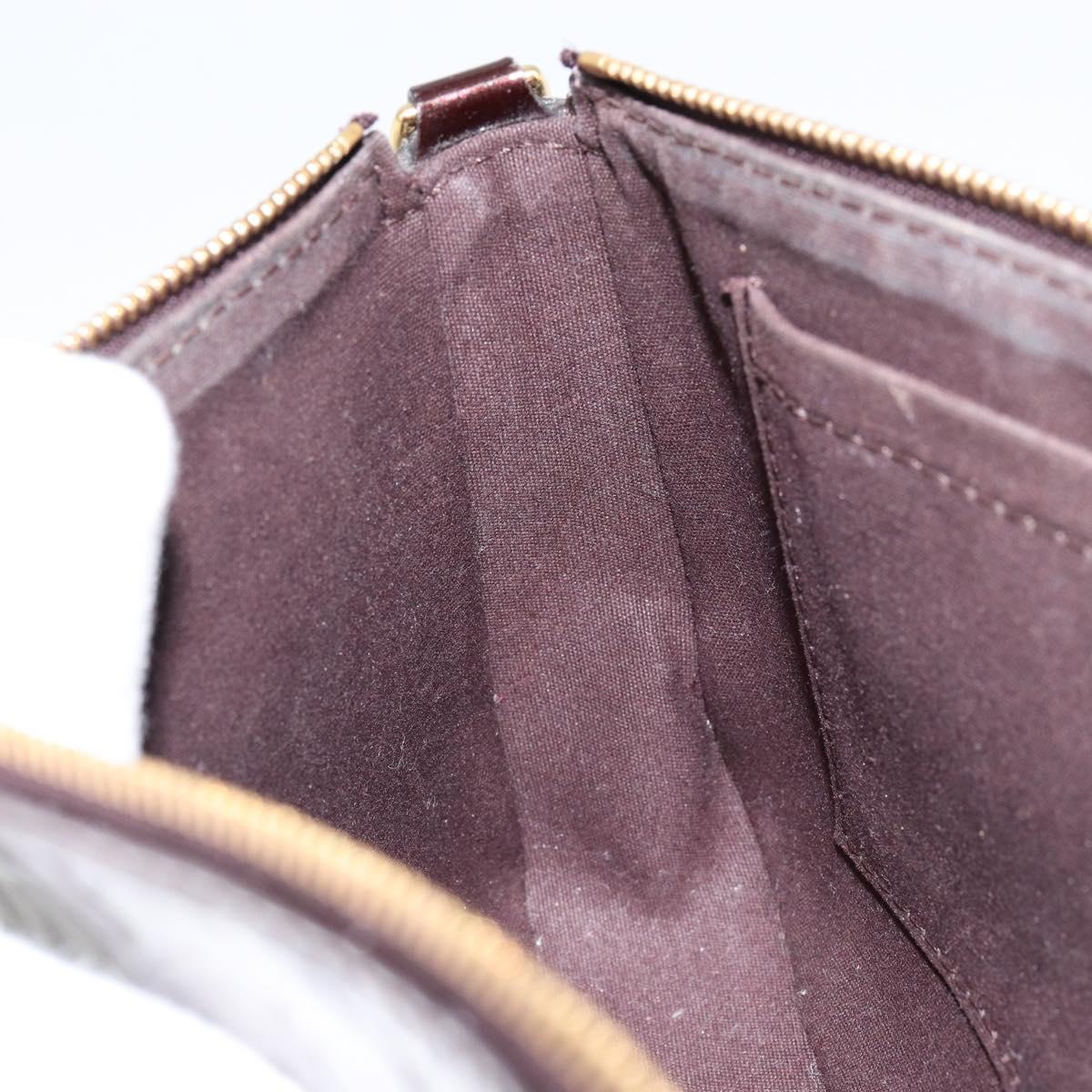 LOUIS VUITTON Vernis Pochette Accessoires Pouch Amarante M91576 LV Auth 154299V