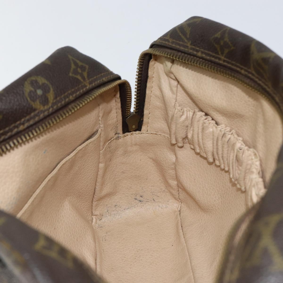 LOUIS VUITTON Monogram Trousse Toilette 28 Clutch Bag M47522 LV Auth 154484