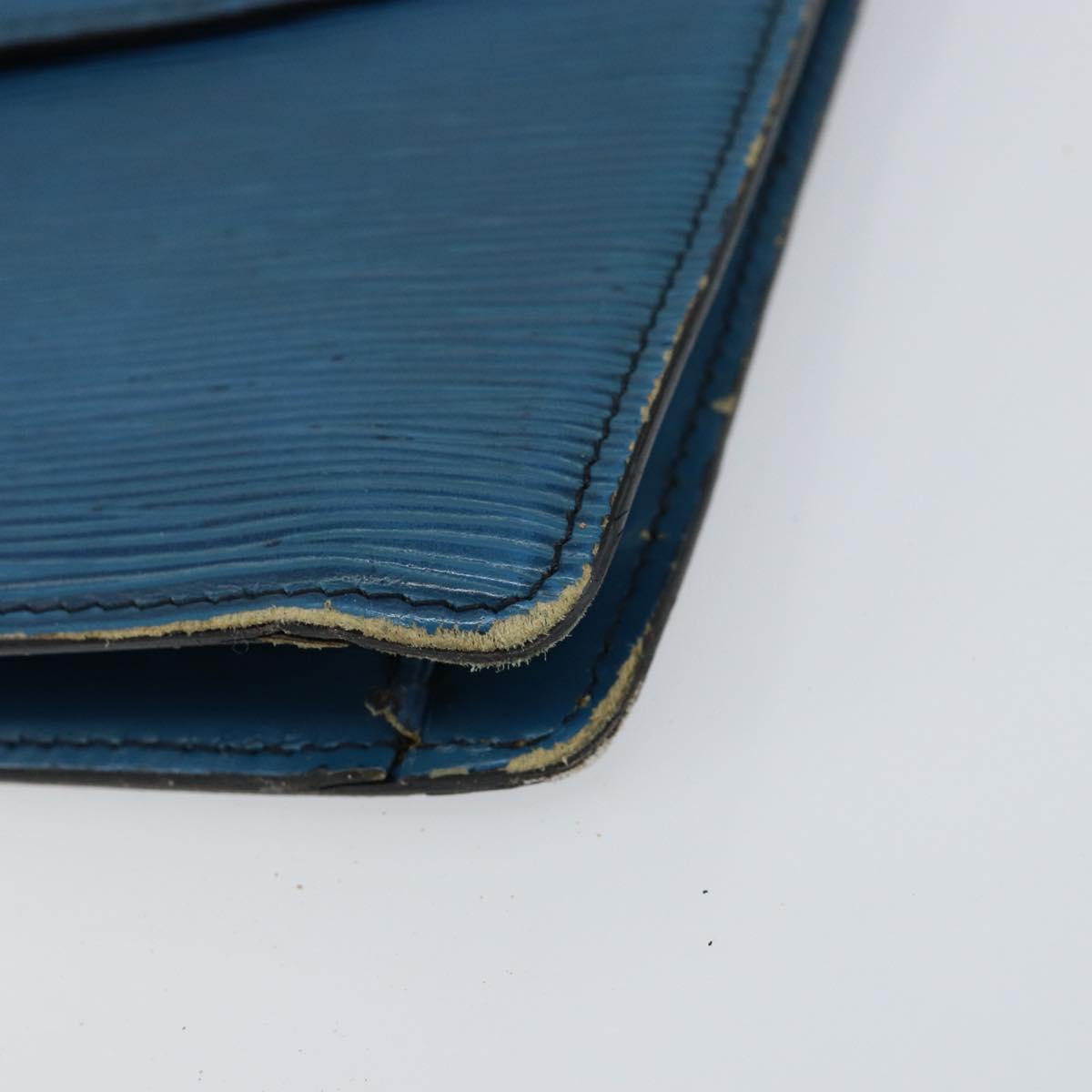 LOUIS VUITTON Epi Montaigne 27 Clutch Bag Blue M52655 LV Auth 154577