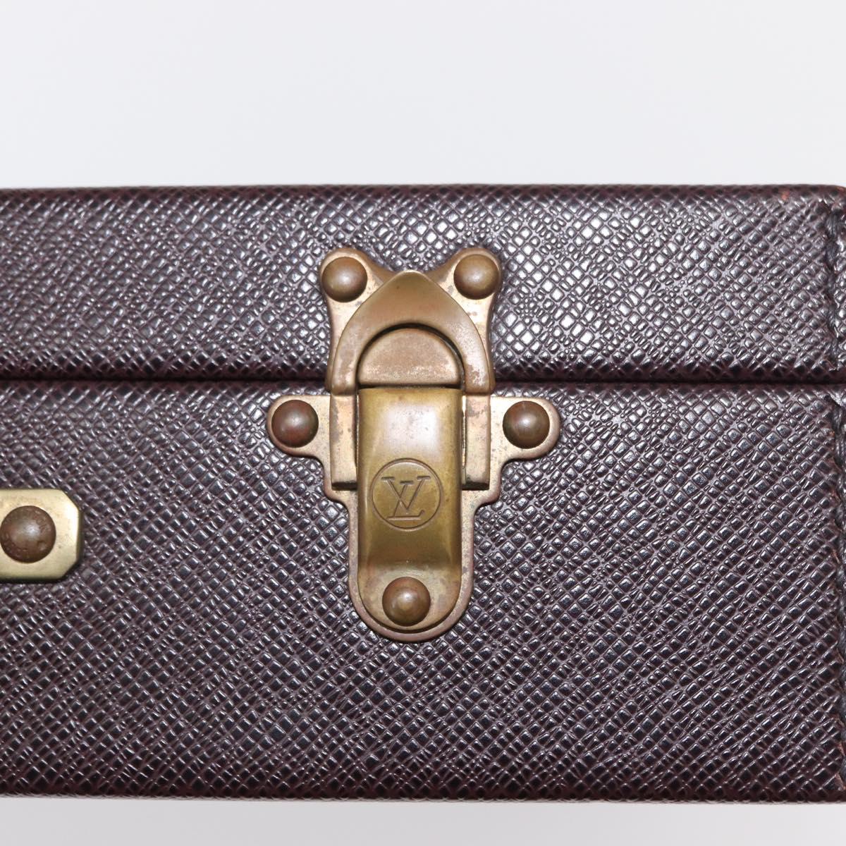 LOUIS VUITTON Taiga Briefcase Acajou LV Auth 154617