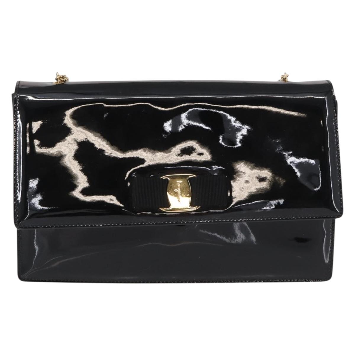 Salvatore Ferragamo Vala Chain Shoulder Bag Enamel Black Gold Auth 154685