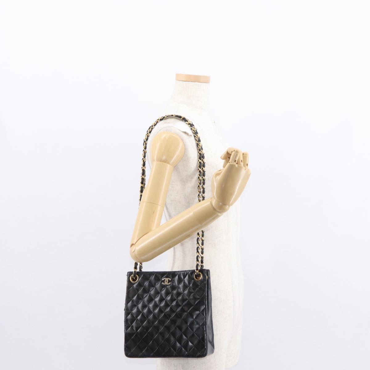 CHANEL Matelasse Chain Shoulder Bag Patent leather Black Gold CC Auth 154765