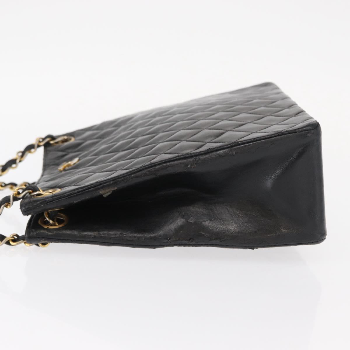 CHANEL Matelasse Chain Shoulder Bag Patent leather Black Gold CC Auth 154765