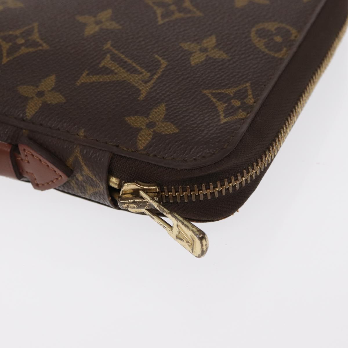 LOUIS VUITTON Monogram Poche Escapade Travel Case M60113 LV Auth 154882