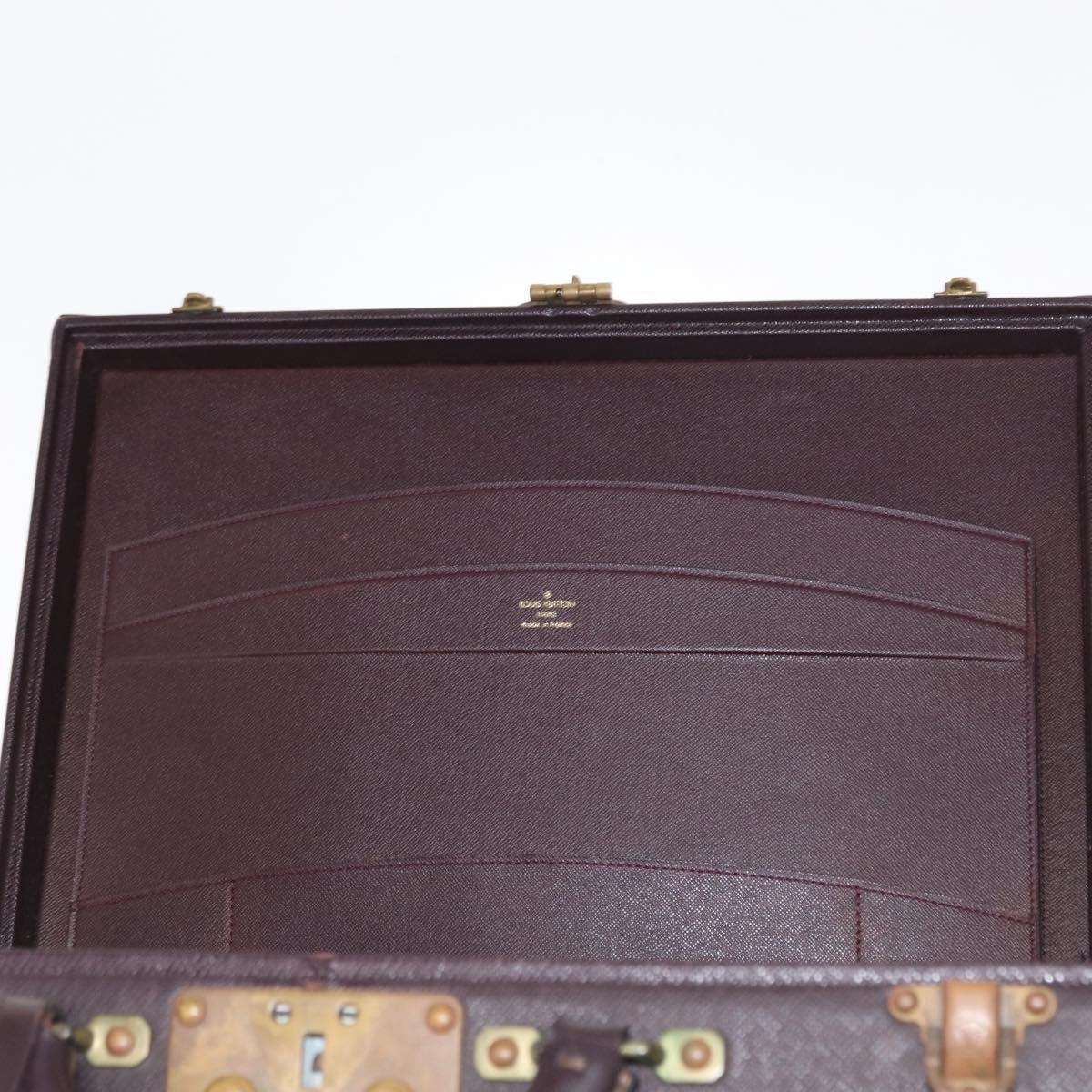 LOUIS VUITTON Taiga President Briefcase Acajou LV Auth 154896