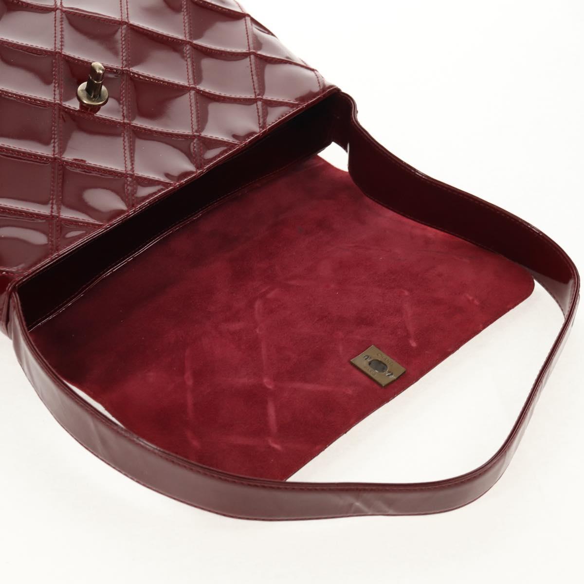 CHANEL Bicolore Shoulder Bag Patent leather Red CC Auth 154927V