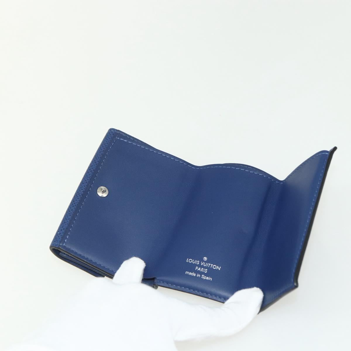 LOUIS VUITTON Tiger Lama Monogram Discovery Compact Wallet M67620 LV Auth 154953