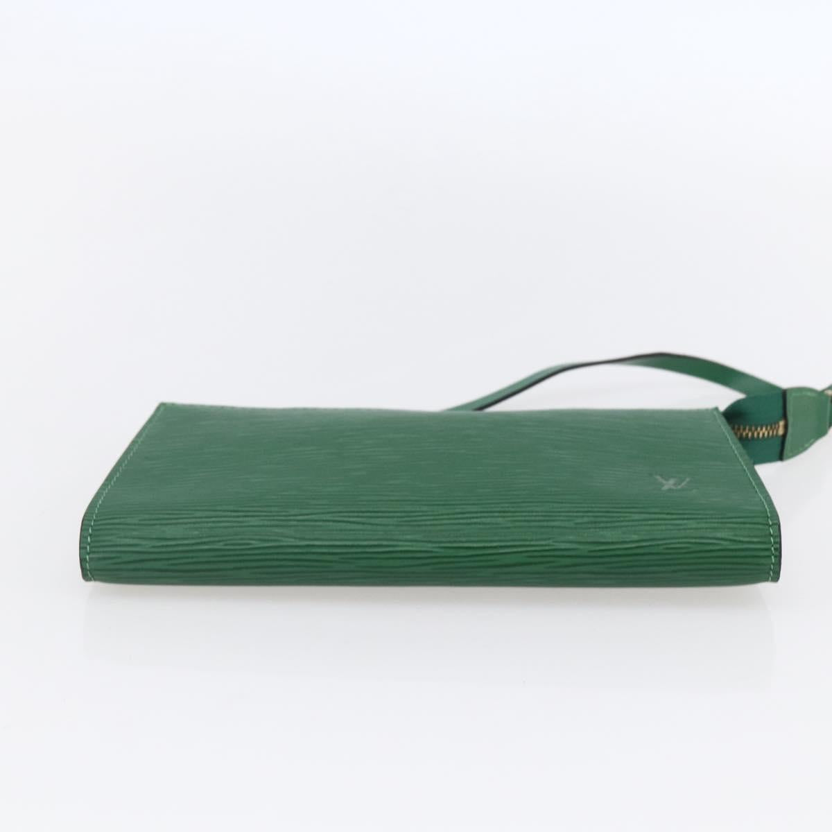 LOUIS VUITTON Epi Pochette Accessoires Pouch Green M52984 LV Auth 155050