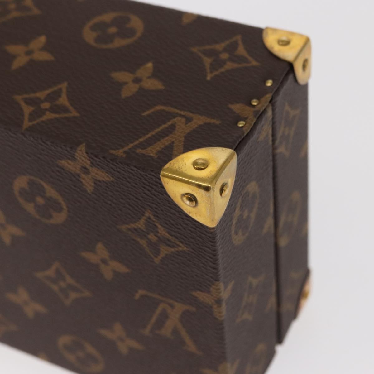LOUIS VUITTON Monogram Coffret Domino Set Domino Clear LV Auth 155106SM