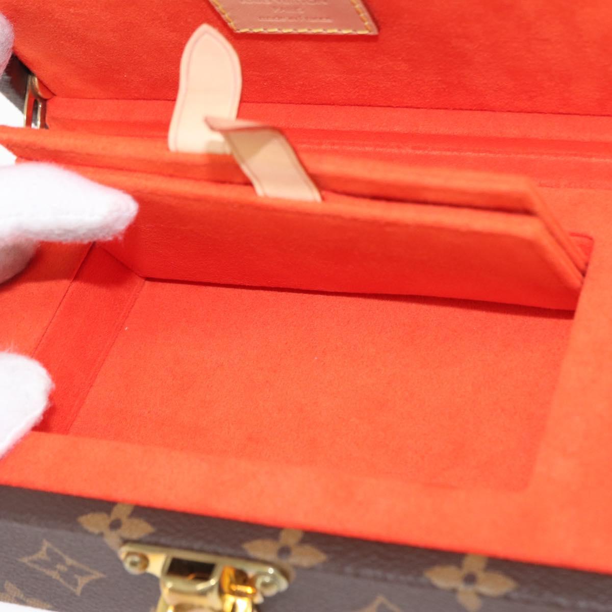 LOUIS VUITTON Monogram Coffret Domino Set Domino Clear LV Auth 155106SM