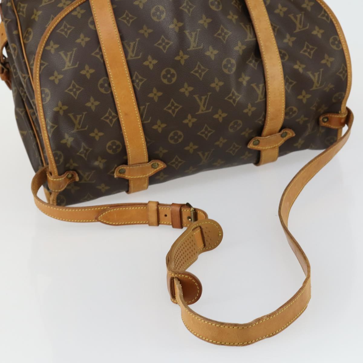 LOUIS VUITTON Monogram Saumur 43 Shoulder Bag M42252 LV Auth 155153