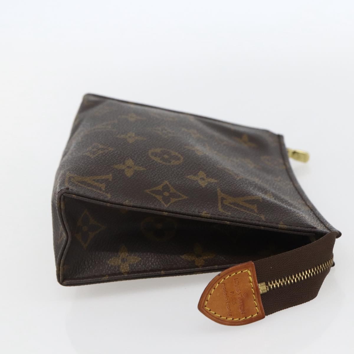 LOUIS VUITTON Monogram Poche Toilette 19 Pouch M47544 LV Auth 155404