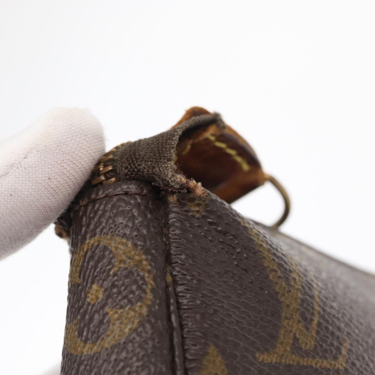 LOUIS VUITTON Monogram Pochette Accessoires Pouch M51980 LV Auth 155405